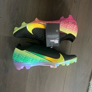 Vini jr soccer cleats elite size 10